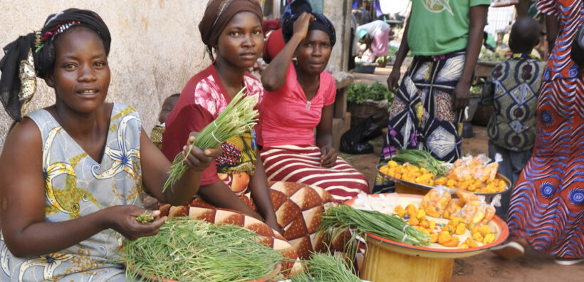 I De Pc Market Engagement Extended Caption Flip